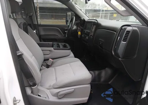 2018 Chevrolet Silverado 1500 Wt из США, поврежденный, VIN 1GCVKNEC7JZ280190